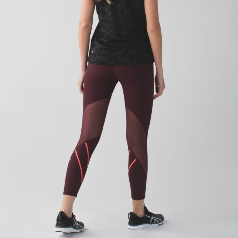 Lululemon All Meshed Up 7/8 Tight Bordeaux Drama/Flash Light 6